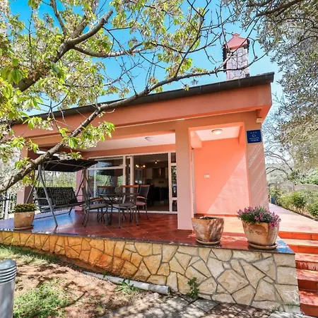 Cvita Holiday home Sukosan